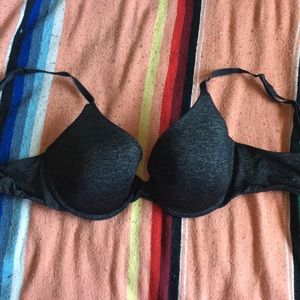 Victoria Secret Demi-Buste Bra, 34C